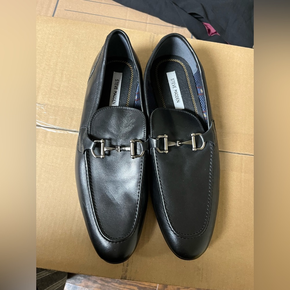 Steve Madden Black Loafers